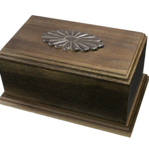 M40024 – Medallion Series – Small – Walnut